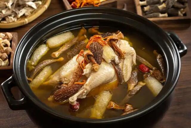 黄豆核桃仁红枣豆浆的功效-黄豆核桃红枣枸杞豆浆的功效与作用、黄豆枸杞核桃仁红枣的功效和作用 -黄豆枸杞核桃仁红枣的功效网